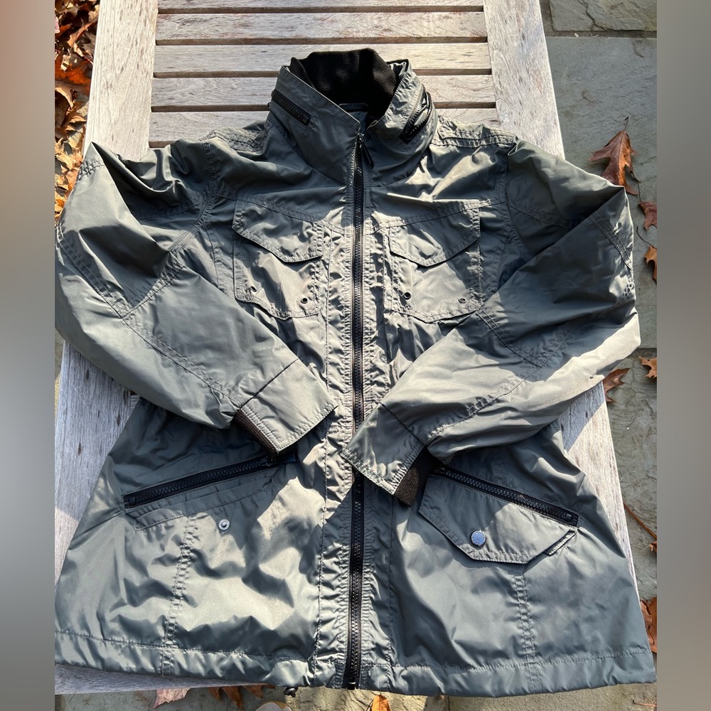 Michael Kors Women’s Nylon Utility Rain Jacket Gray & Black Size M